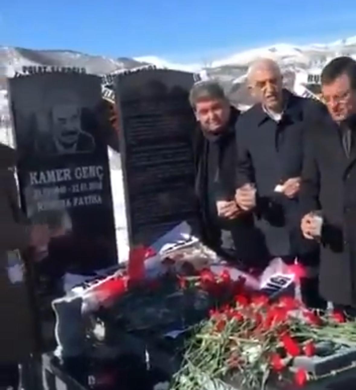 ÖZGÜR ÖZEL İÇKİ