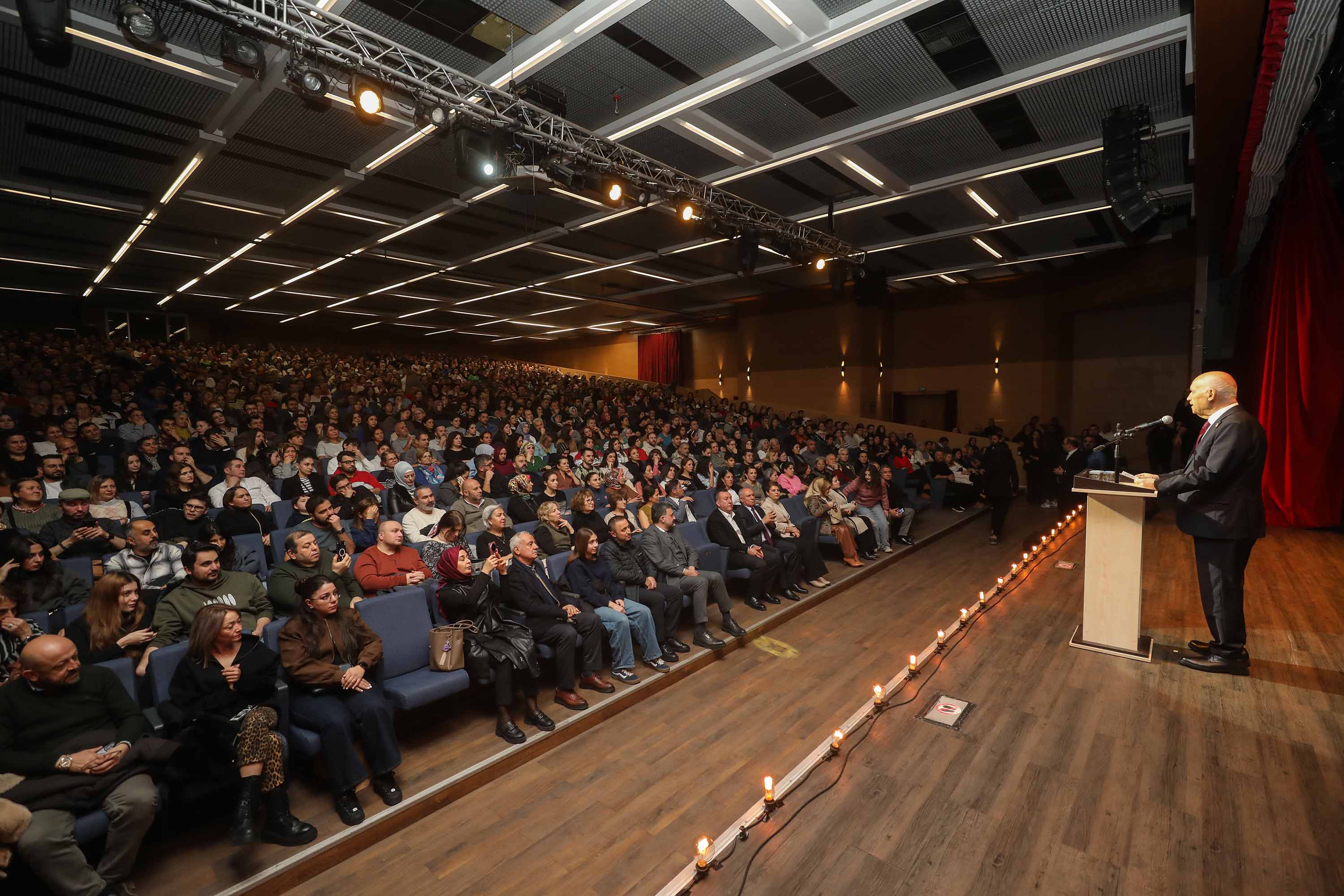 Yenimahalle Tiyatro Soleni 2