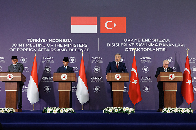 01.08 1 New Folder (13) Aa 40208548