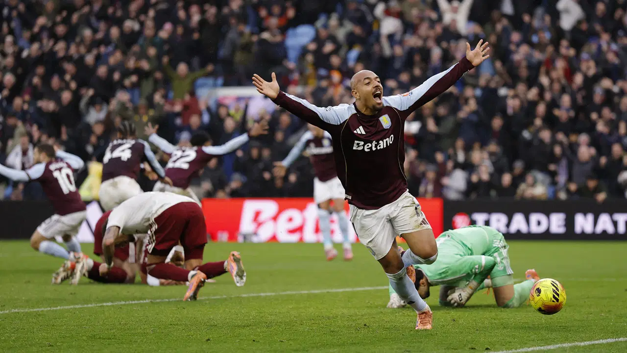 041Afb10 4Fde 4054 B57F 4E6Cc52D7388