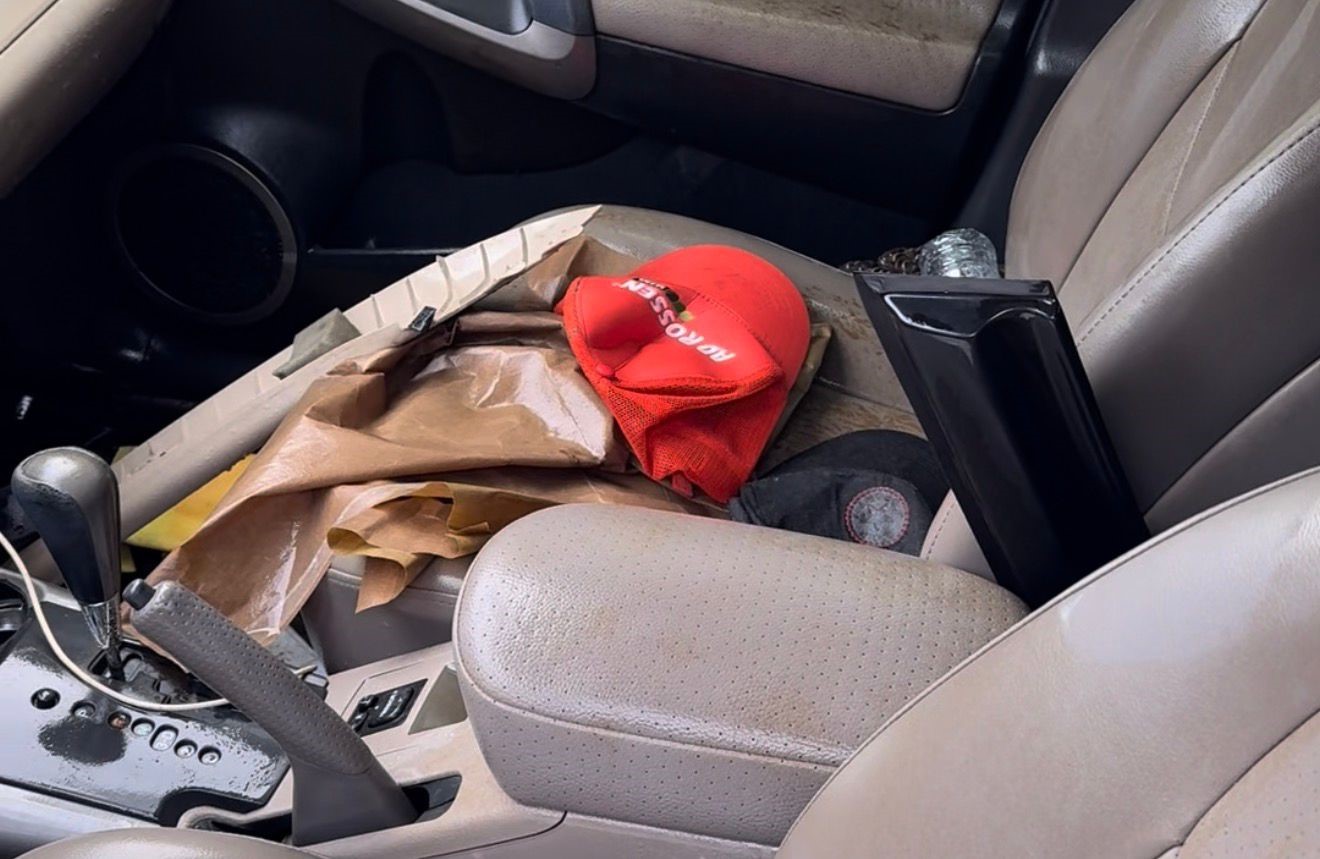 2 Elif Kumal’ın Aracındaki Izler Kafa Karıştırdı! Şüpheli Detaylar Bulundu