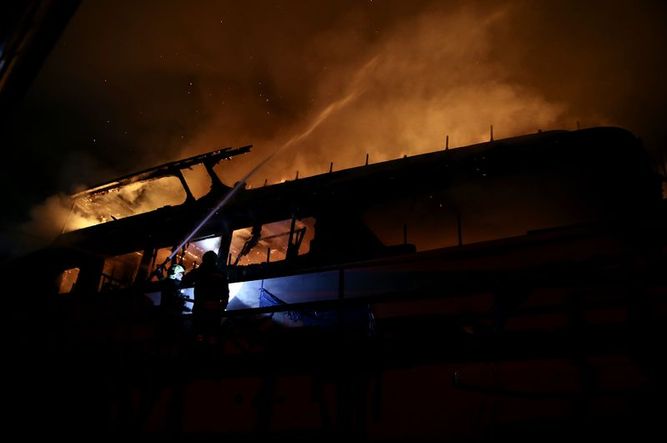 3852327 B1829F101A492Db16A6D877De9562E88