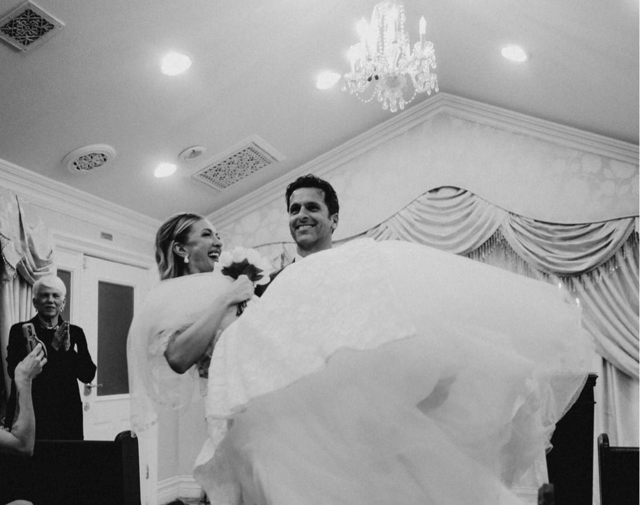 3856151 B08B1A792005F1405416A0139294E88B