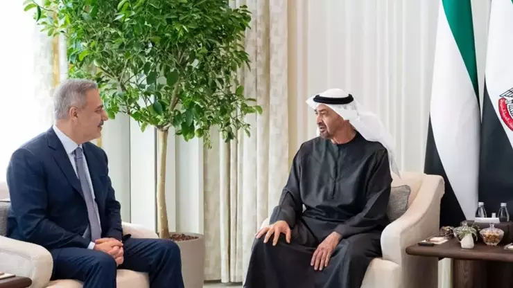 6967Fedcd01Eadb4B061A211