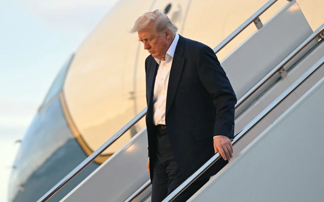 Davos Için Yola Çıkmıştı Trump'ı Taşıyan Uçak Arızalandı1