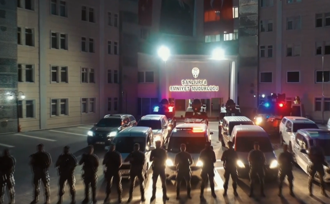 Deaş Propagandası Yapan 8 Zanlı Cezaevine Gönderildi1