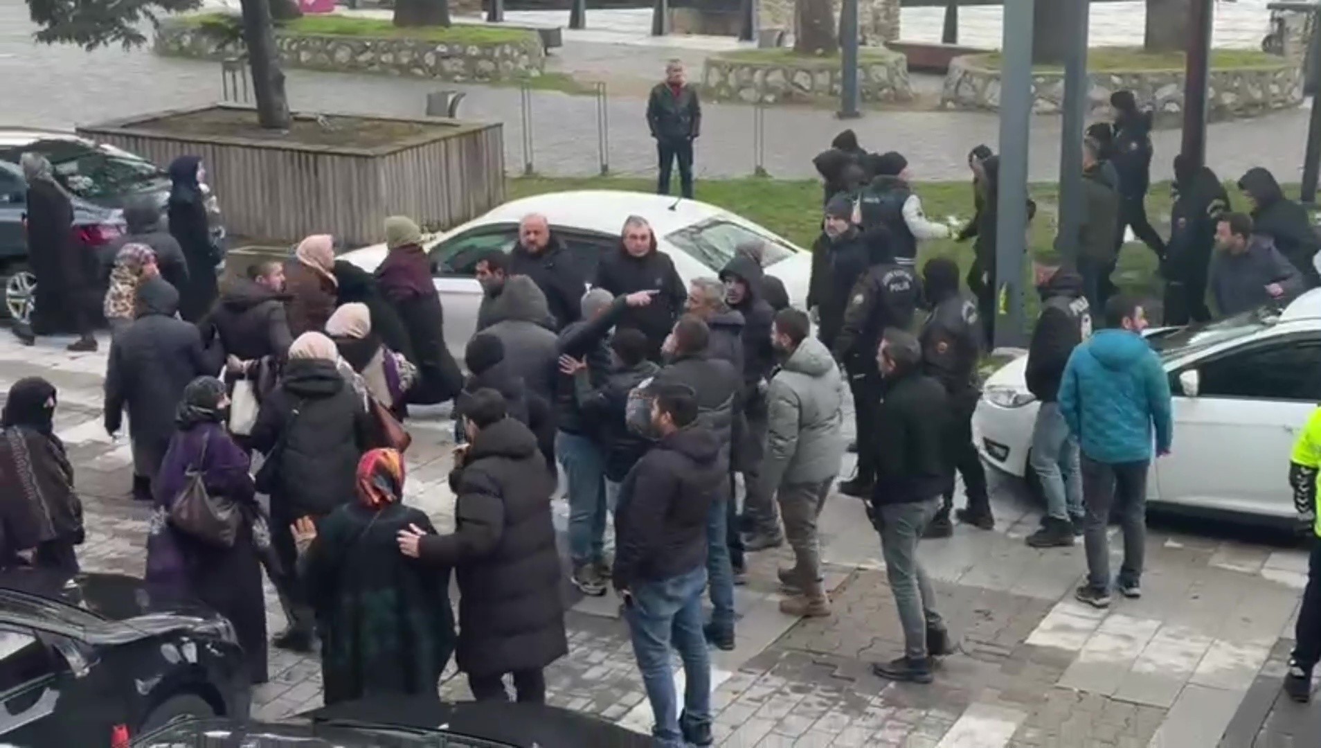 Düğün Sonrası Kanlı Cinayet Babaanne Ve Iki Torununu Öldürdü, Kendini Böyle Savundu2