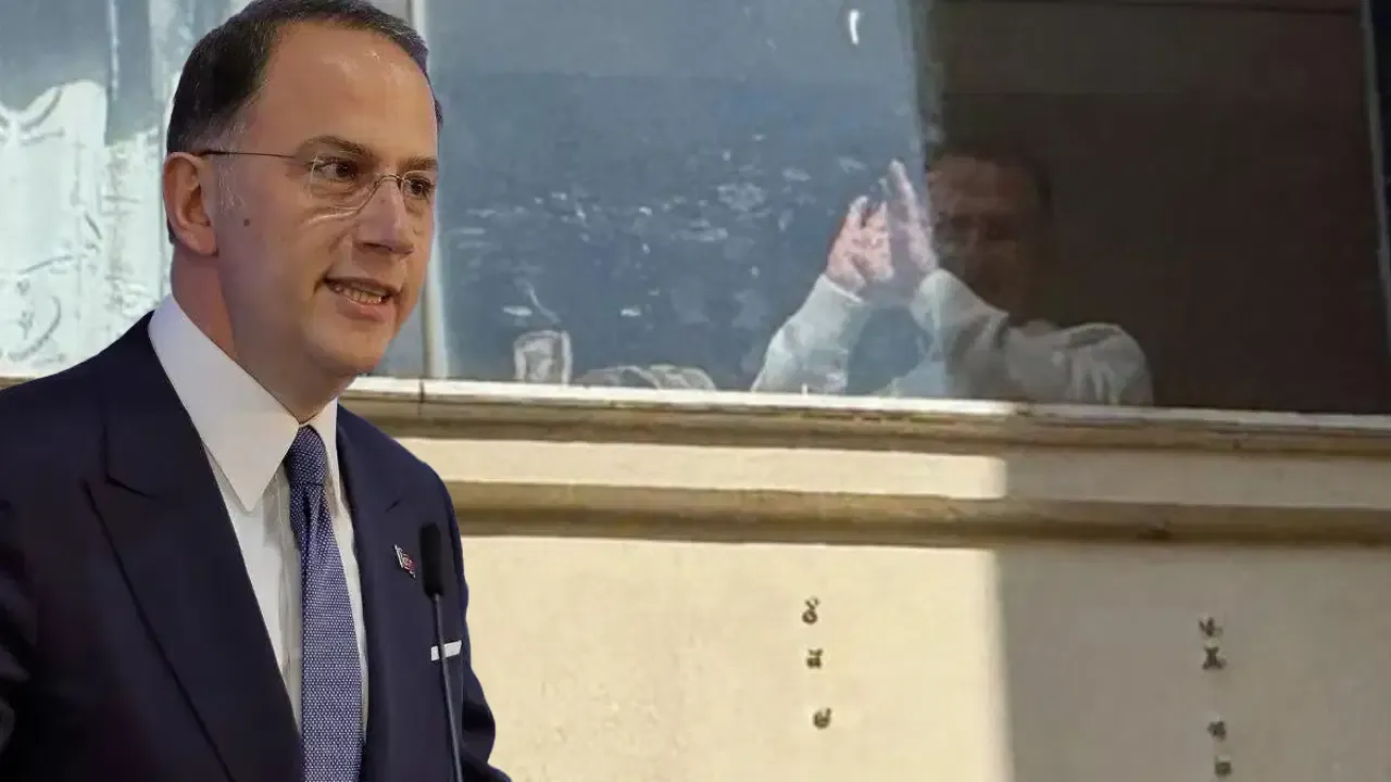 E6494448 8398 446F Aa77 6D236Bf6Dc1F