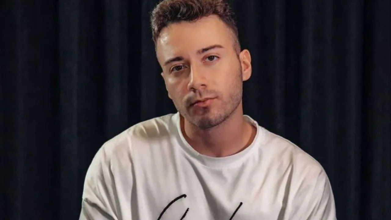 Enes Batur’dan Sevenlerine Müjde Youtube’a Geri Dönüyor1