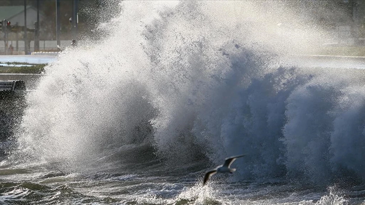 Fırtına Marmara’yı Kilitledi İdo Ve Budo Seferleri Peş Peşe Iptal Edildi1