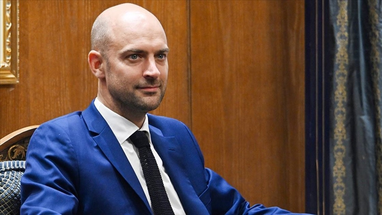 Fransa Disisleri Bakani Barrot Ukrayna Fransiz Fuzelerini Rusyaya Karsi Kullanabilir E7Jb