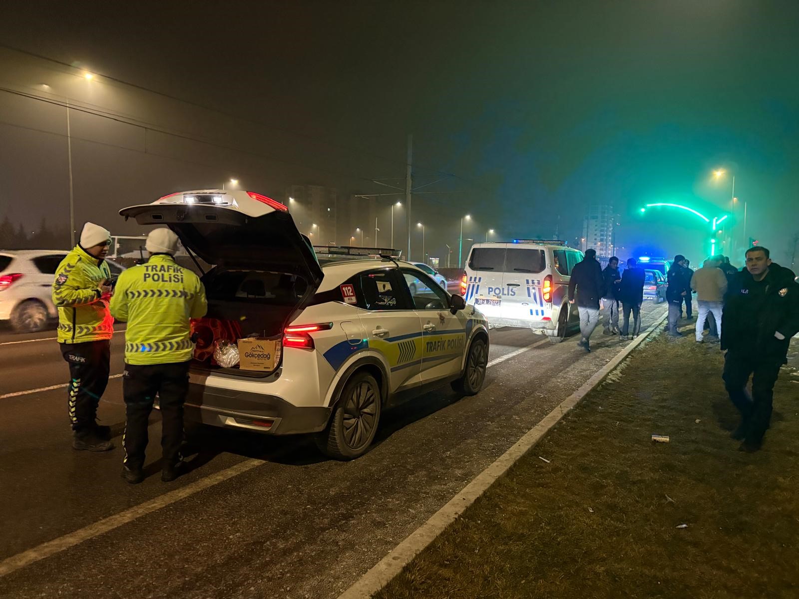 Kayseri’de Polise Çarpıp Kaçtı, Merakından Olay Yerine Dönünce Yakalandı1