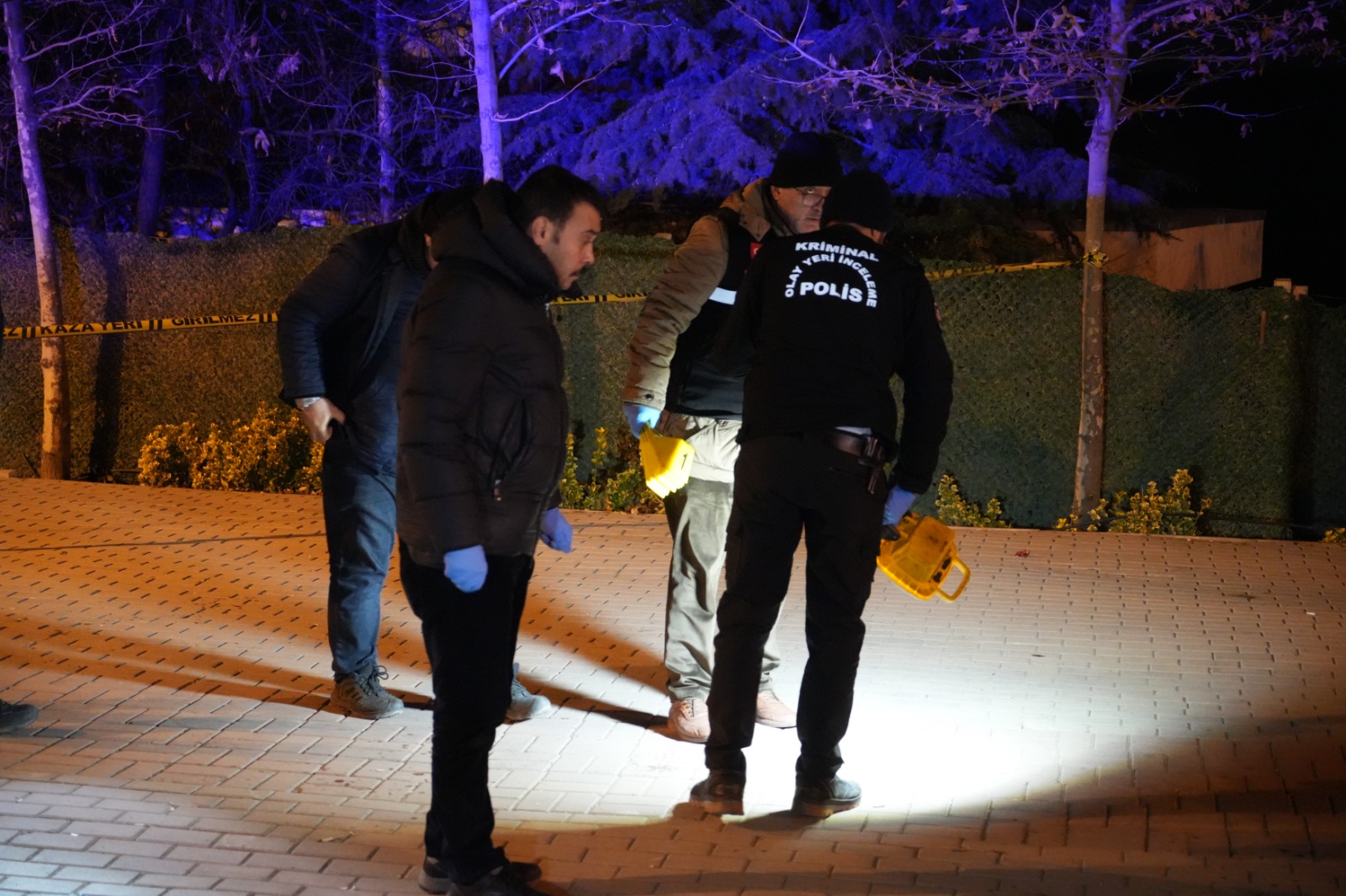 Kırıkkale’de Olaylı Yılbaşı Gecesi Kavgaya Müdahale Eden Polis Bıçaklandı