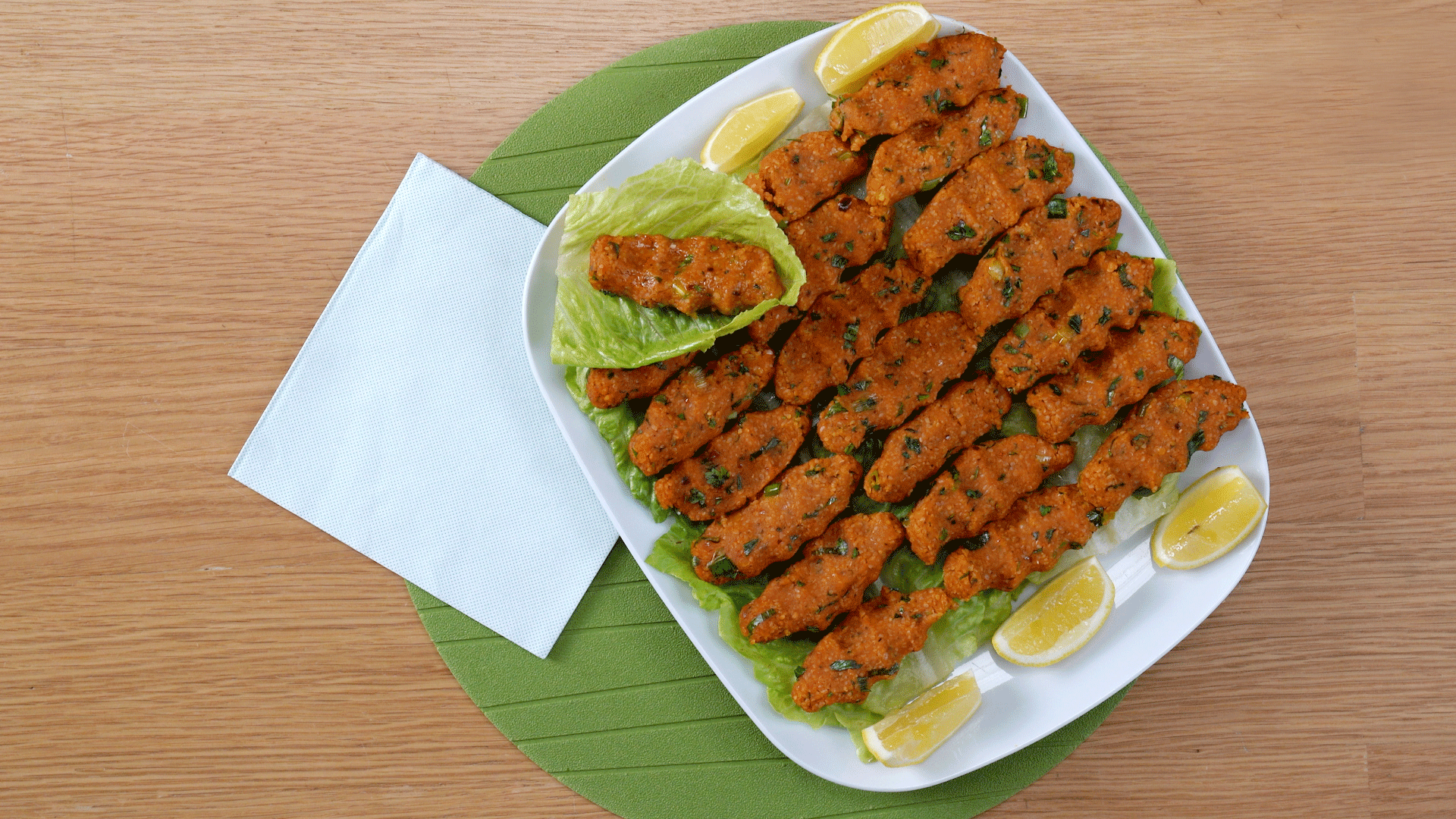 Mercimek köftesi nasıl yapılır? Tam ölçülü, dağılmayan nefis tarif