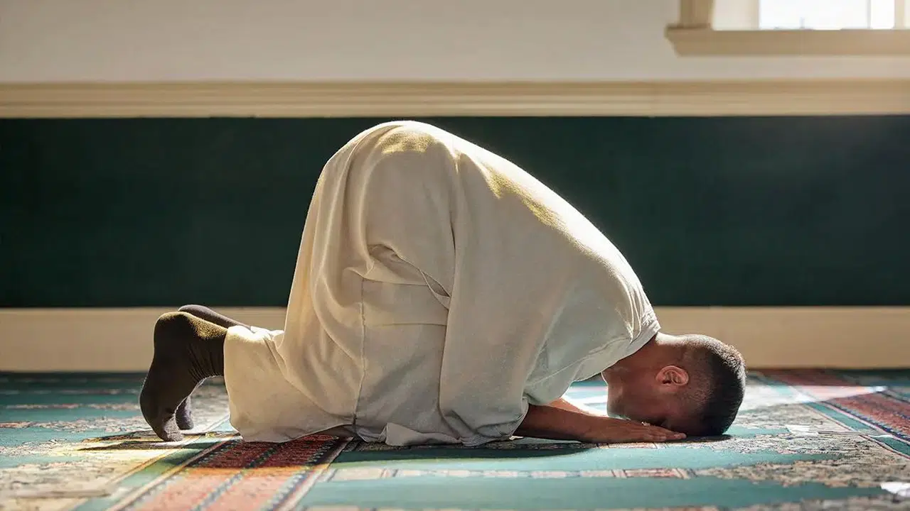 Miraç Kandili Namazı Nasıl Kılınır, Kaç Rekat, Nasıl Niyet Edilir