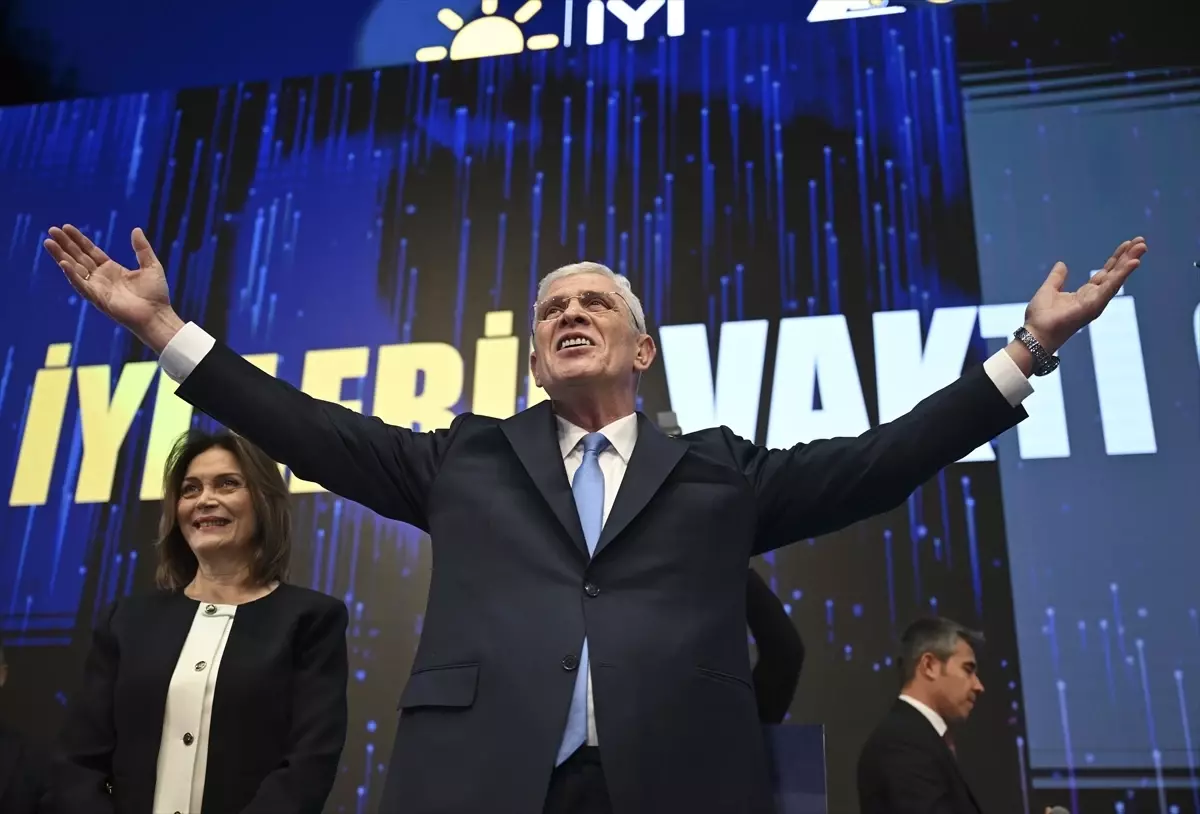 Müsavat Dervişoğlu 4.Olağankurultay