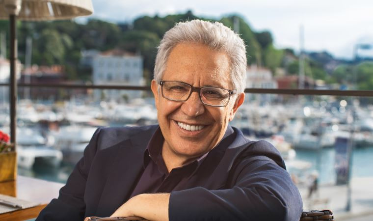 Sanatçı Zülfü Livaneli Kimdir, Nerelidir, Kaç Yaşında Zülfü Livaneli Hakkında Her Şey