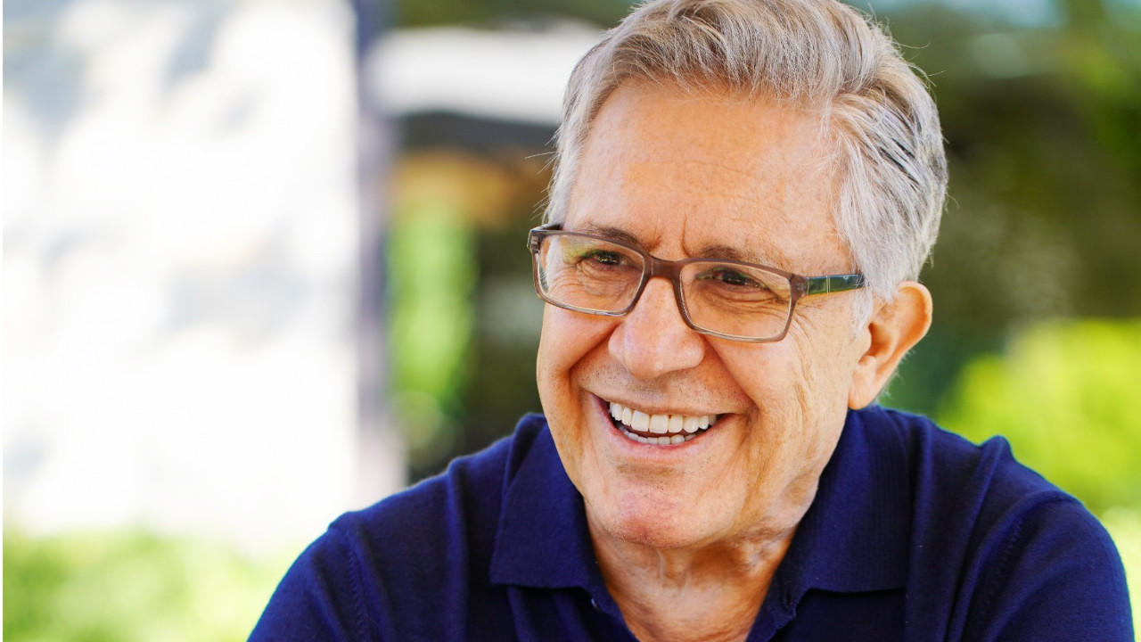 Sanatçı Zülfü Livaneli Kimdir, Nerelidir, Kaç Yaşında Zülfü Livaneli Hakkında Her Şey2