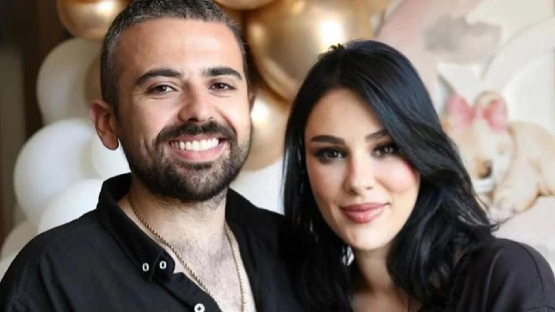 Tugce Tayfur Esi Muhammed Aydin Ve Kizi Lina Paylasti