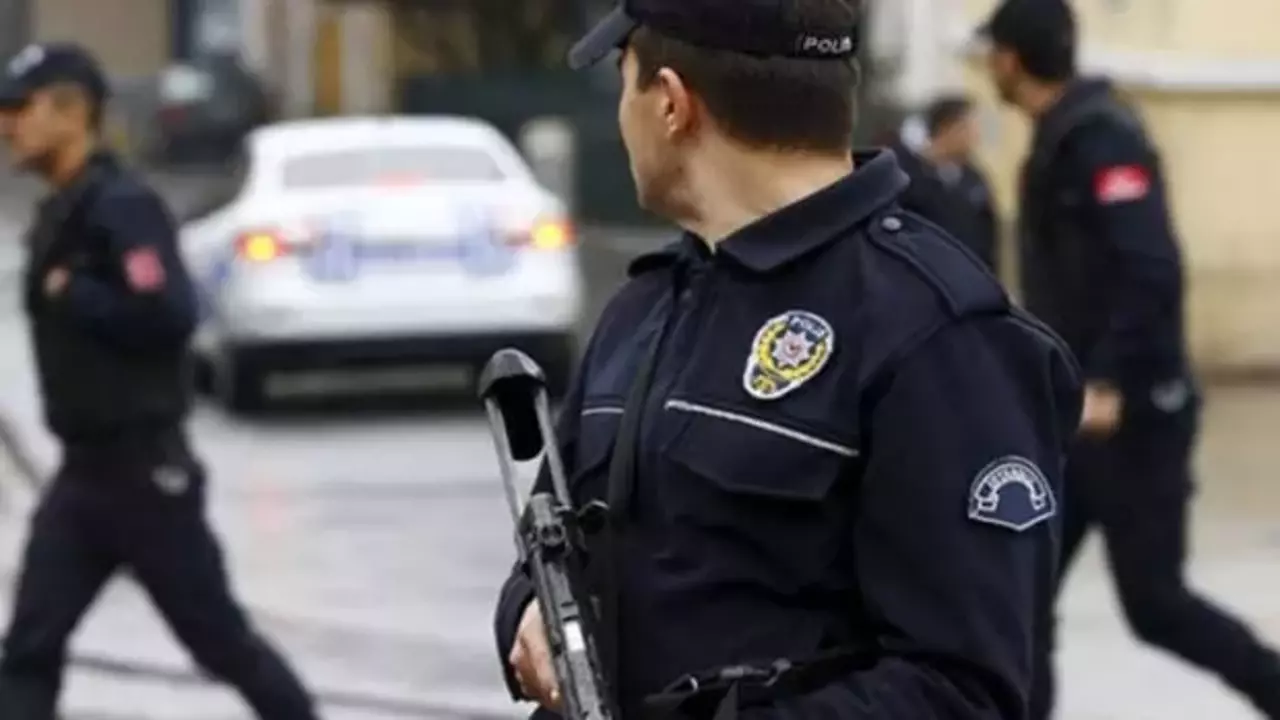 2020 Komiser Polis Maasi Ne Kadar Zamli Yeni Polis Maasi 1578386786 6232
