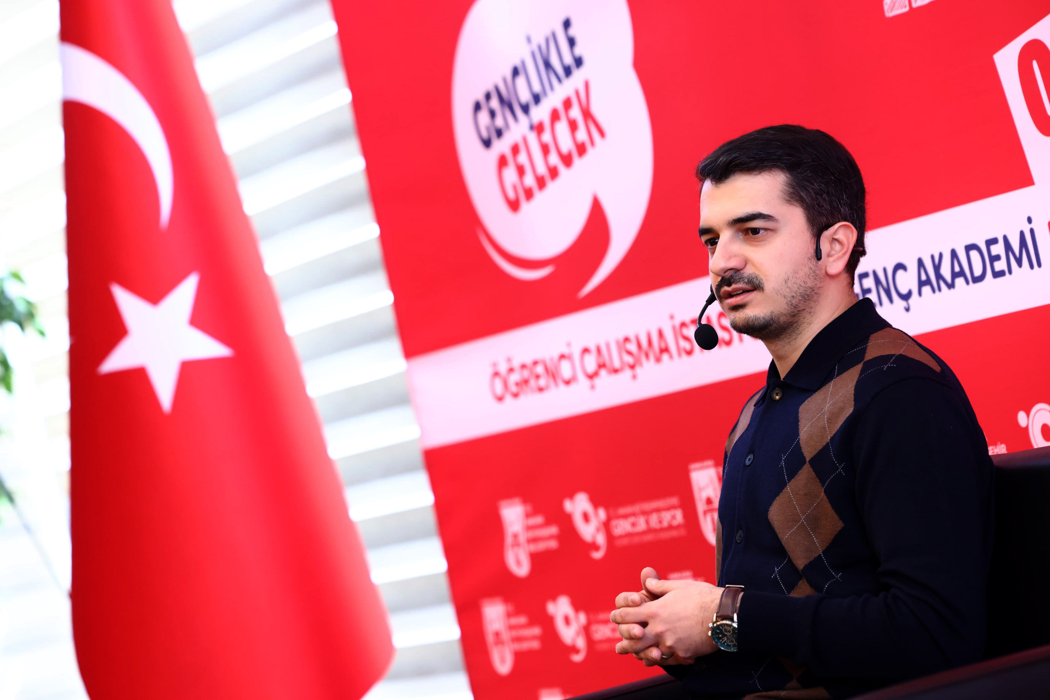 2026 02 21 Hüseyin Can Güner Genç Akademi Gençlerle Buluşma (12)