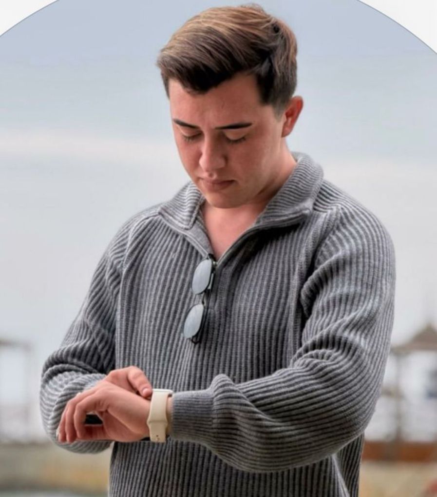 3858165 5F5B0B4E4C56Fa857Db4642Cc3081D37