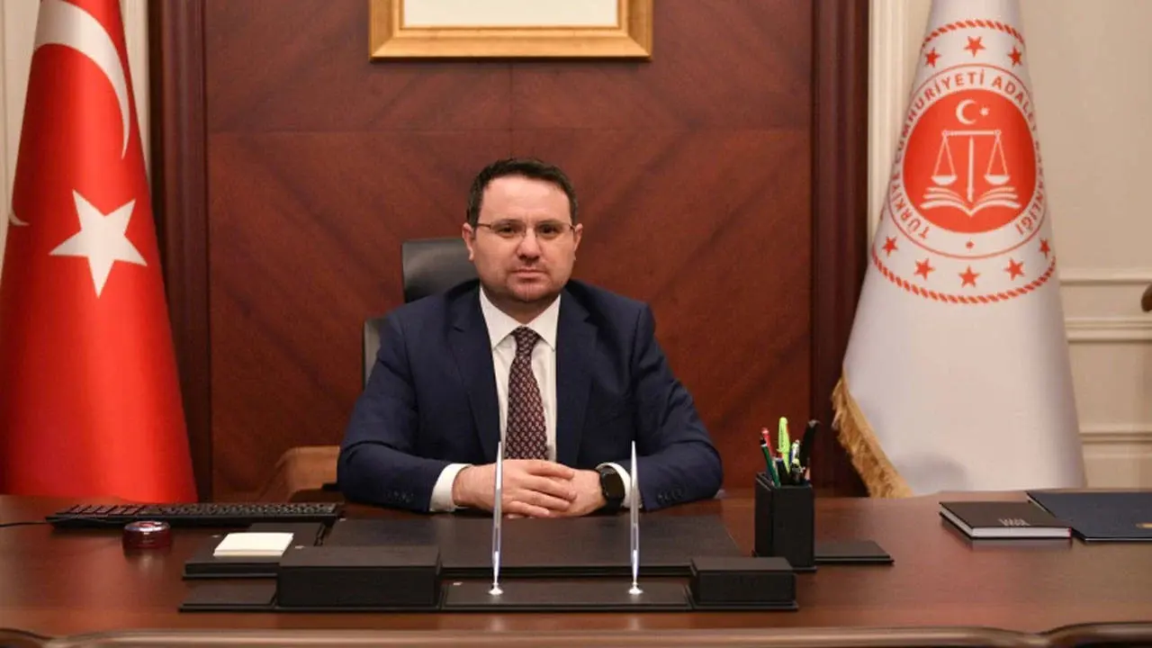 Akin Gurlek Kimdir Yeni Adalet Bakani Akin Gurlek In Hayati Ve Kariyeri