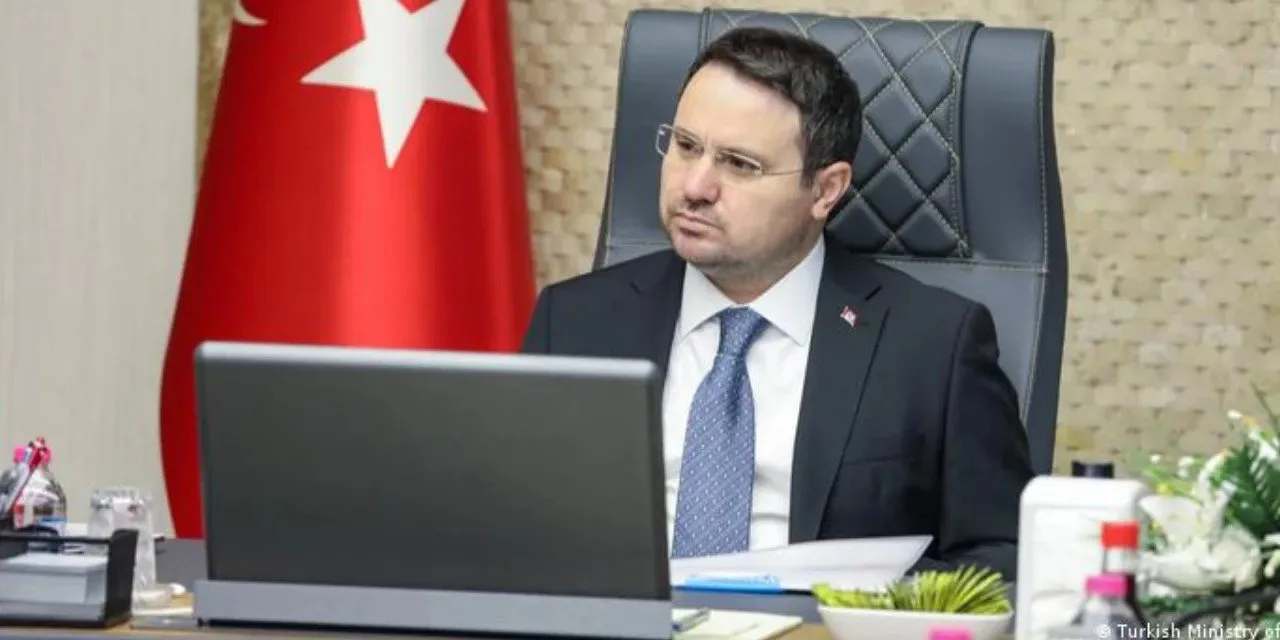 Akin Gürlek3