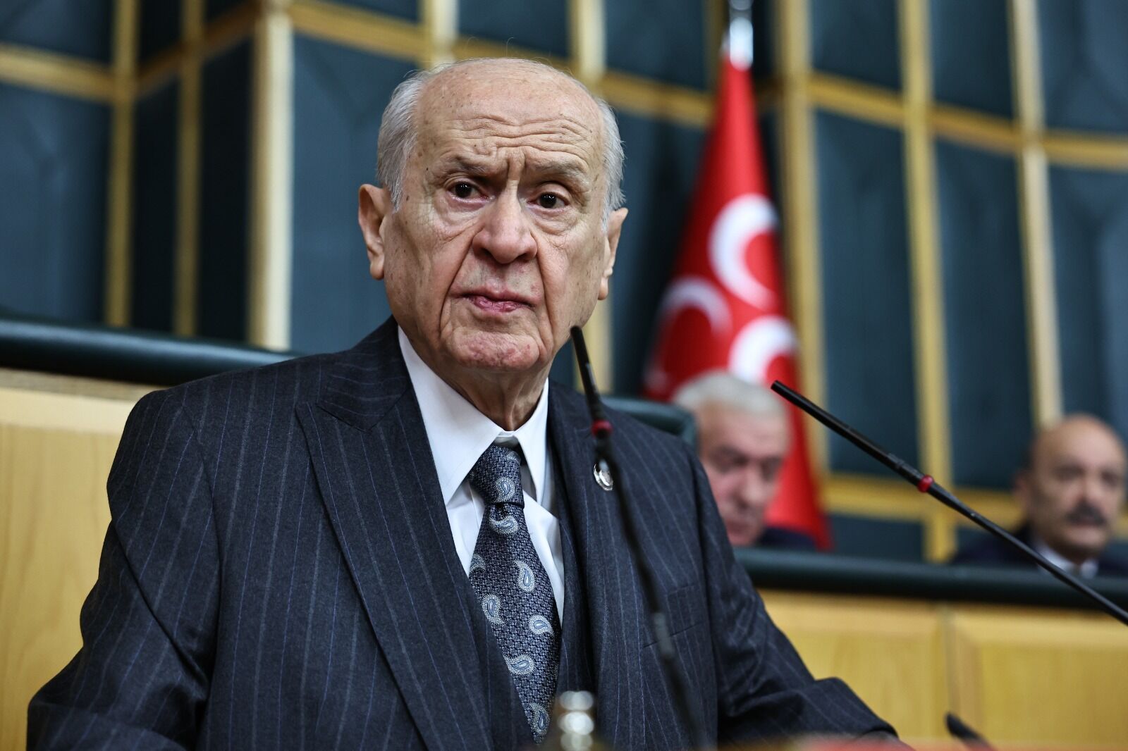 Bahçeli11