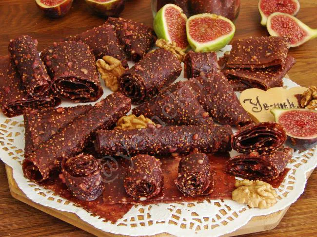 Cevizli Incir Pestili Resimli Yemek Tarifi(15)