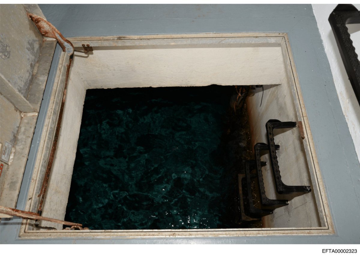 Epstein Adasındaki Evin Içerisinden Denize Açılan Bir Çıkış Kapısı Ortaya Çıktı