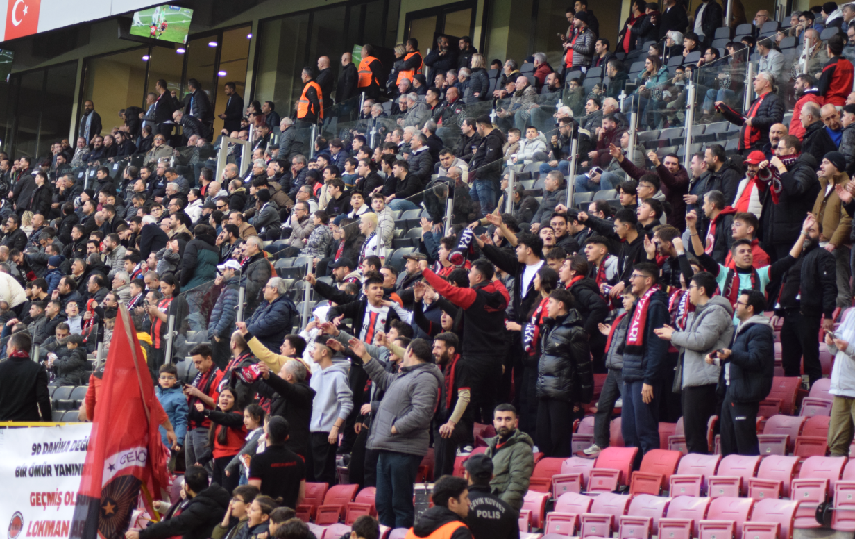 Gençlerbirliği Gaziantep Taraftar 4