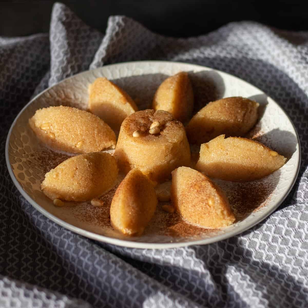 Irmik Helvasi Turkish Semolina Halva 15