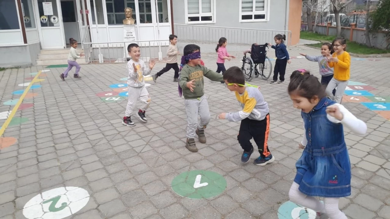 Korebe Oyunu Ve Cocuklarin Gelisimine Katkilari H1555807 11