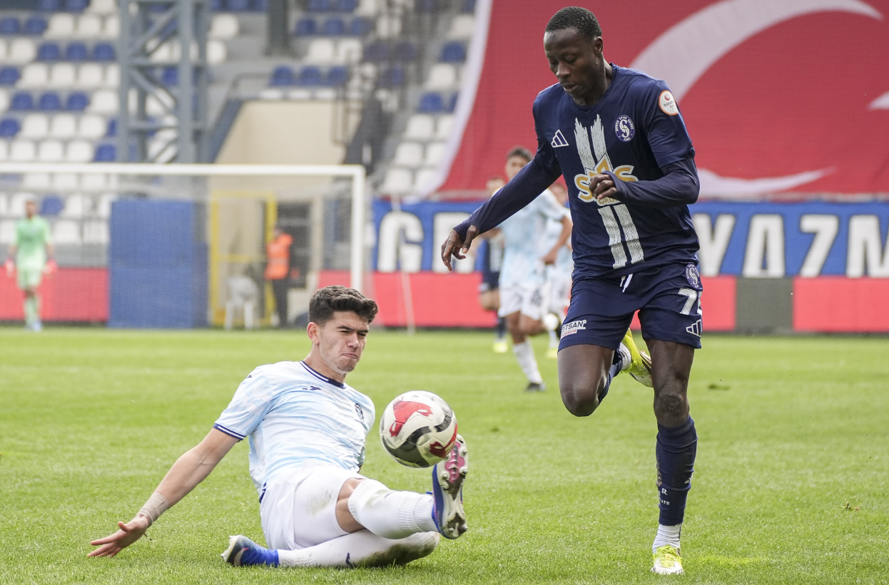 Sarıyer Adana Demirspor