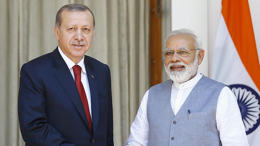 Thumbs B C 060Ab416C4D4060B9C25A16209063125