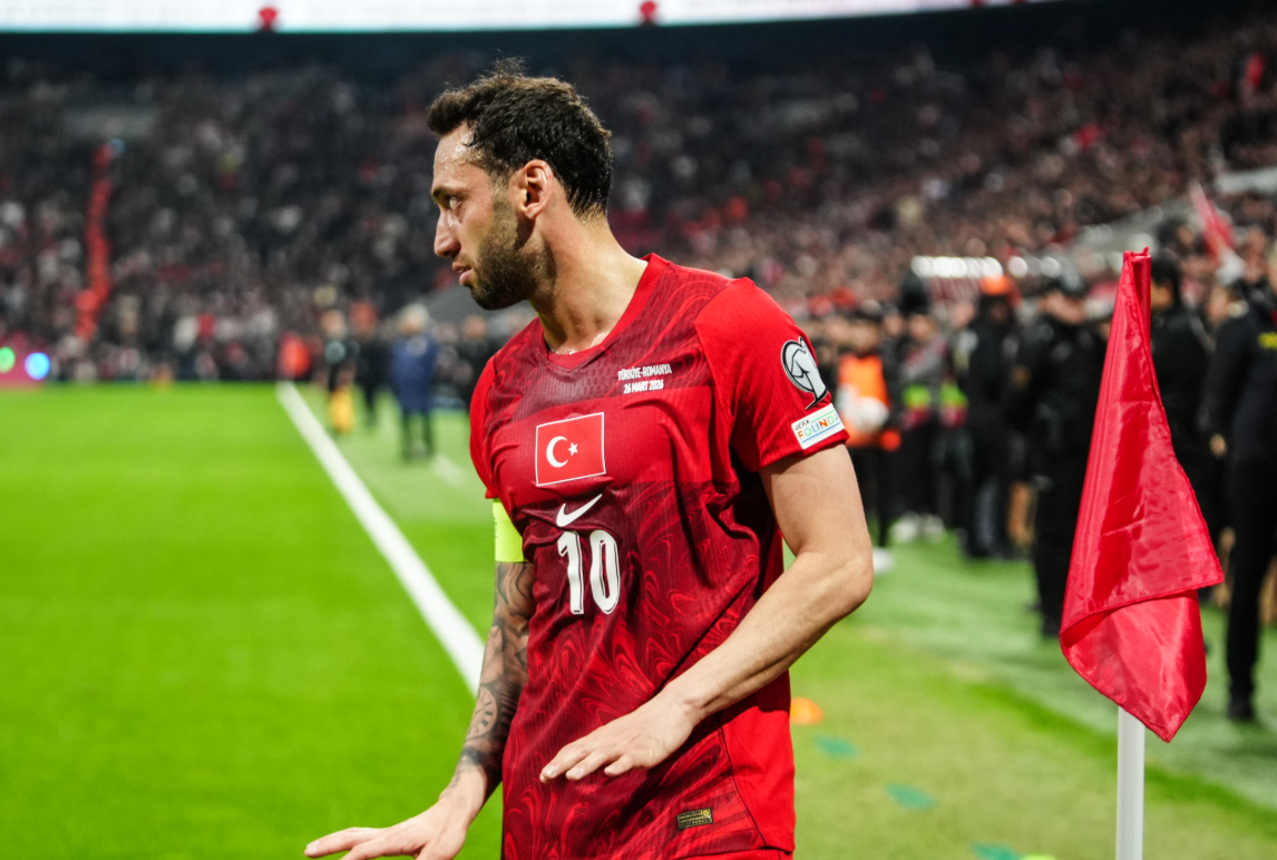 A Milli Takım Türkiye Romanya Hakan Çalhanoğlu 3