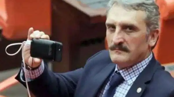 Ahmet Hamdi̇ Camli