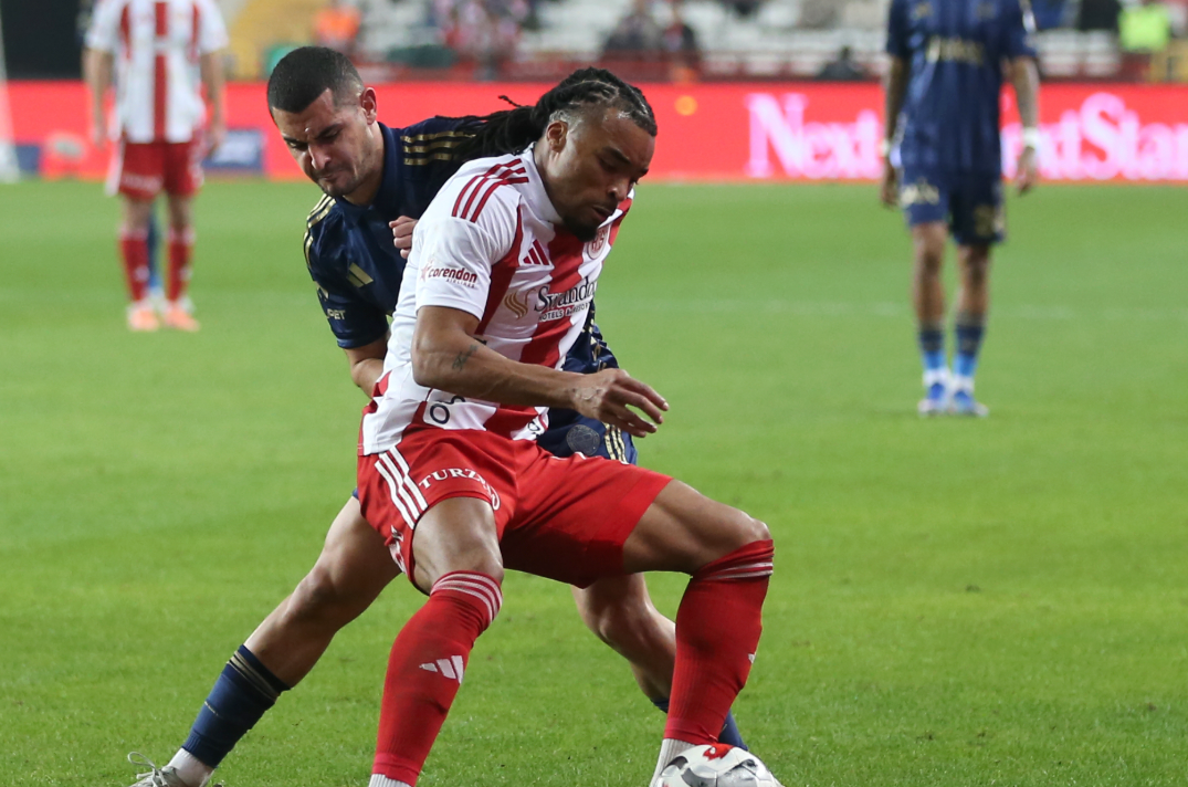 Antalyaspor Fenerbahçe Levent Mercan