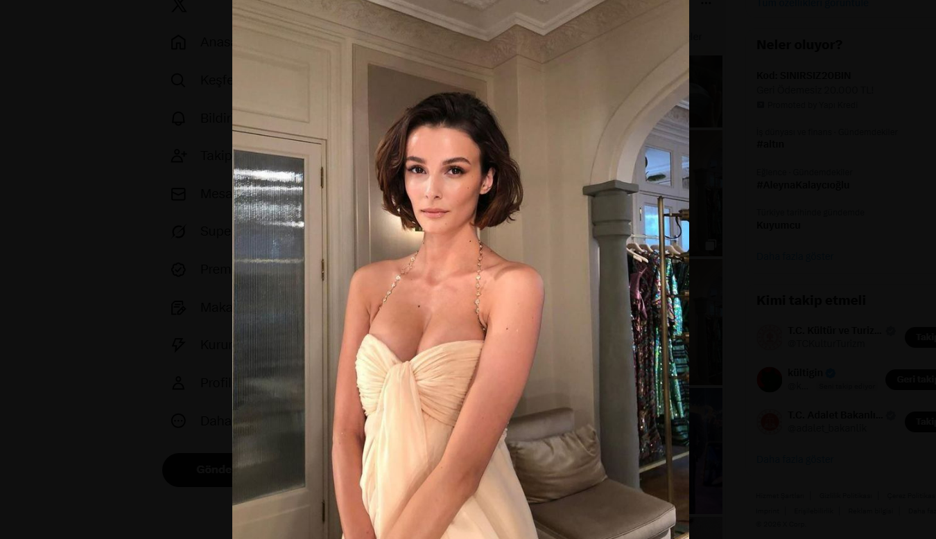 Büşra Develi (1)