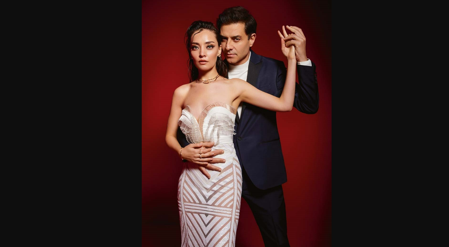 Cansel Elçin Ve Zeynep Tuğçe Bayat (5)