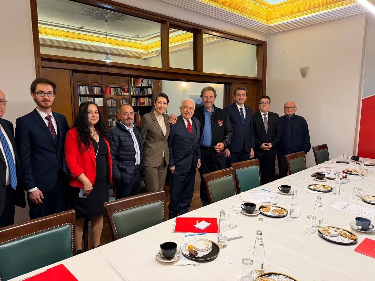 Doğu Perinçek Errol Musk