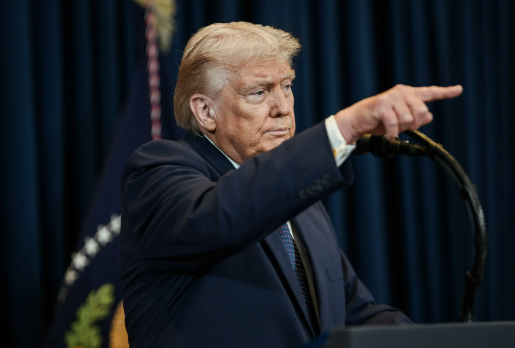 Donald Trump-8