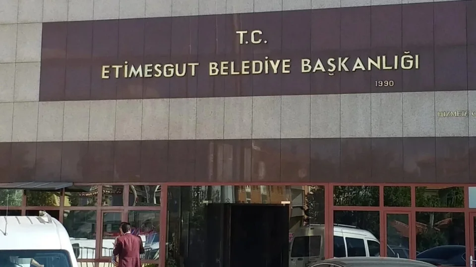 Etimesgut Belediyesine Operasyon H1602776 11