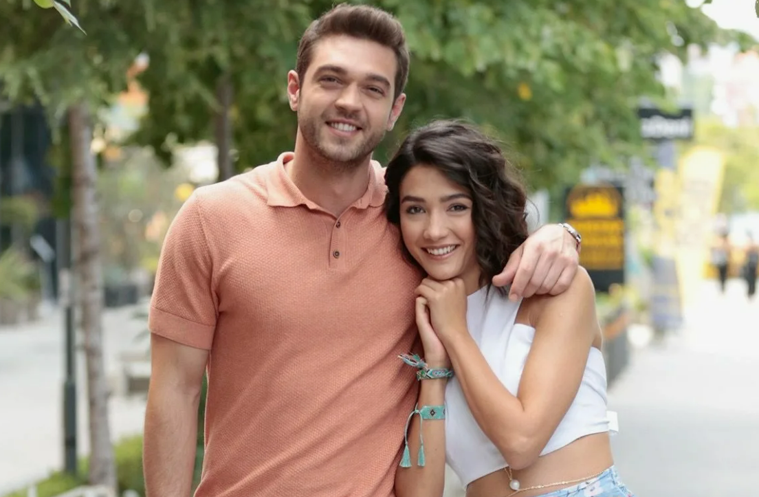 Furkan Andıç Aybüke Pusat (9)