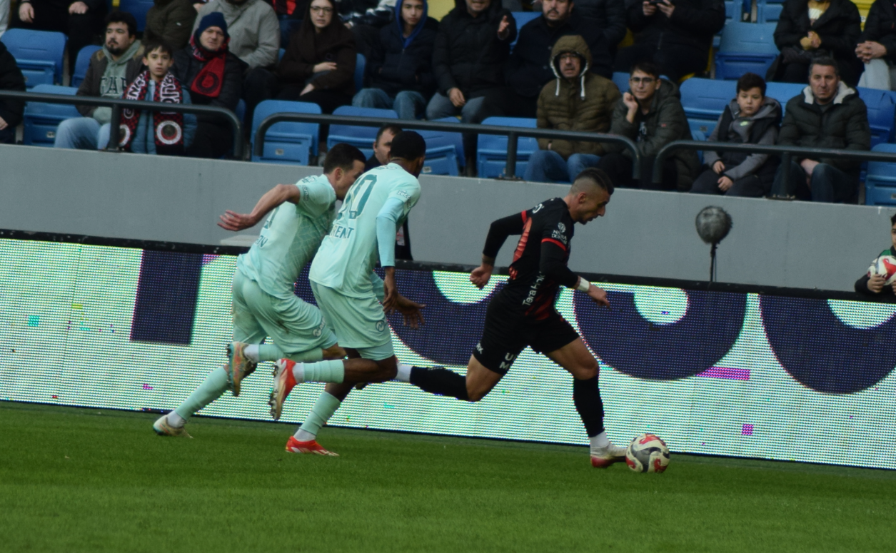 Gençlerbirliği Kayserispor Metehan Mimaroğlu 4