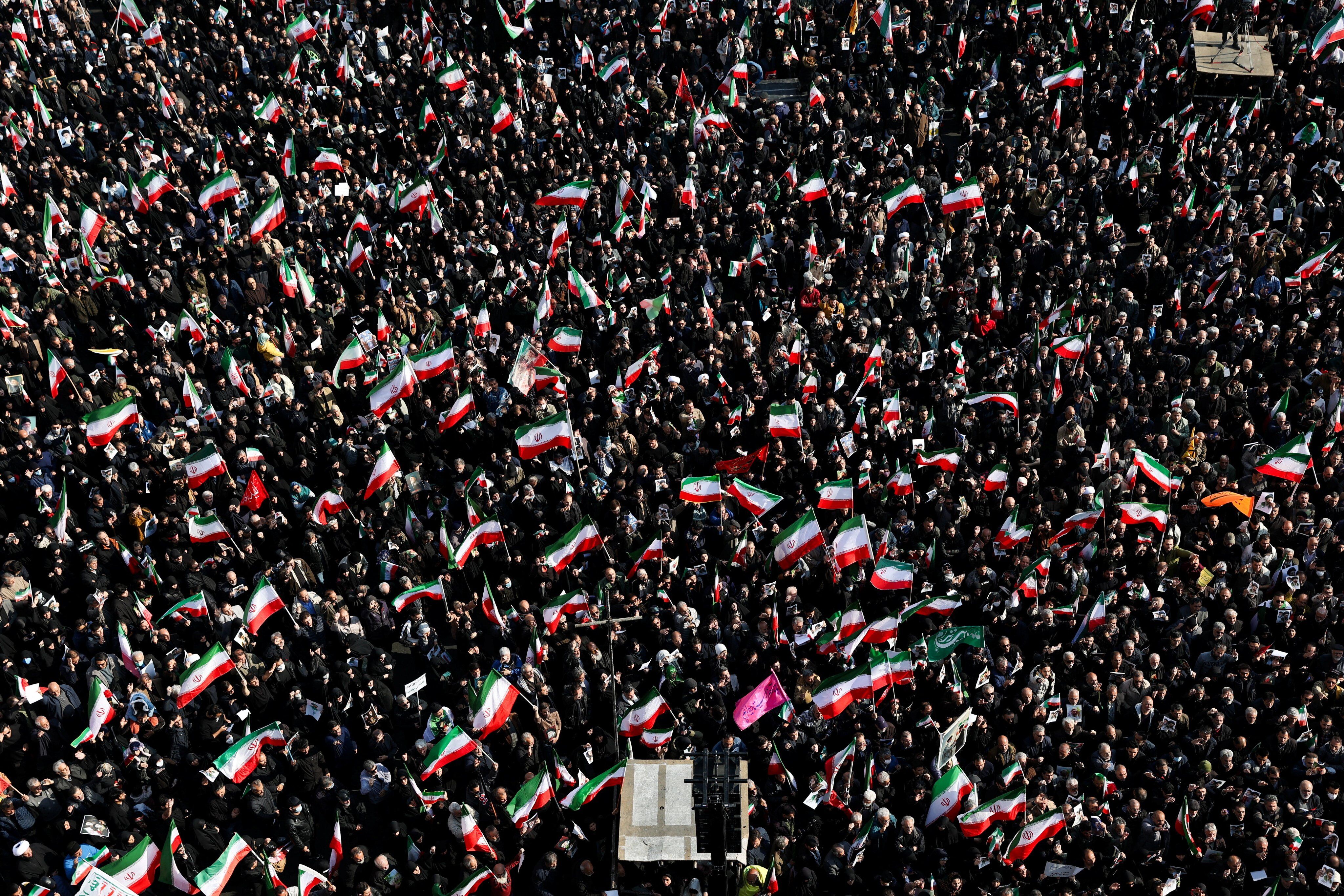 Iran Cenaze11