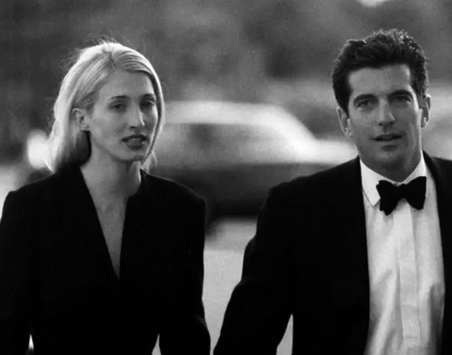 John F. Kennedy Jr. & Carolyn Bessette (6)