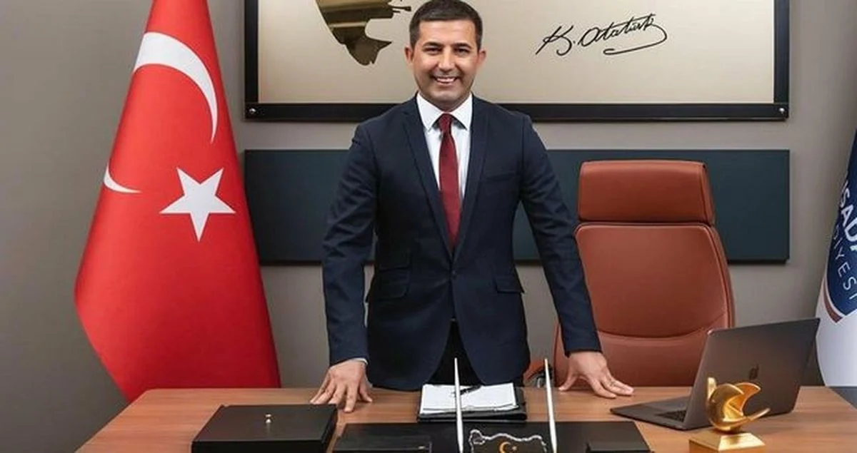 Kusadasi Belediye Baskani Omer Gunel Kimdir 19652851 4392 Amp