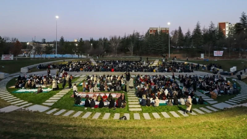 O D T Ü Iftar